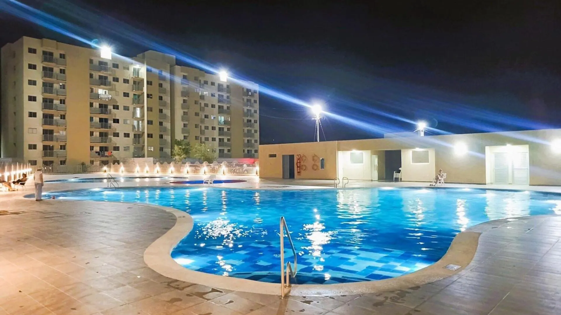 Apartamento En Conjunto Con Piscina Aviva Sierra Santa Marta  Santa Marta (Magdalena)