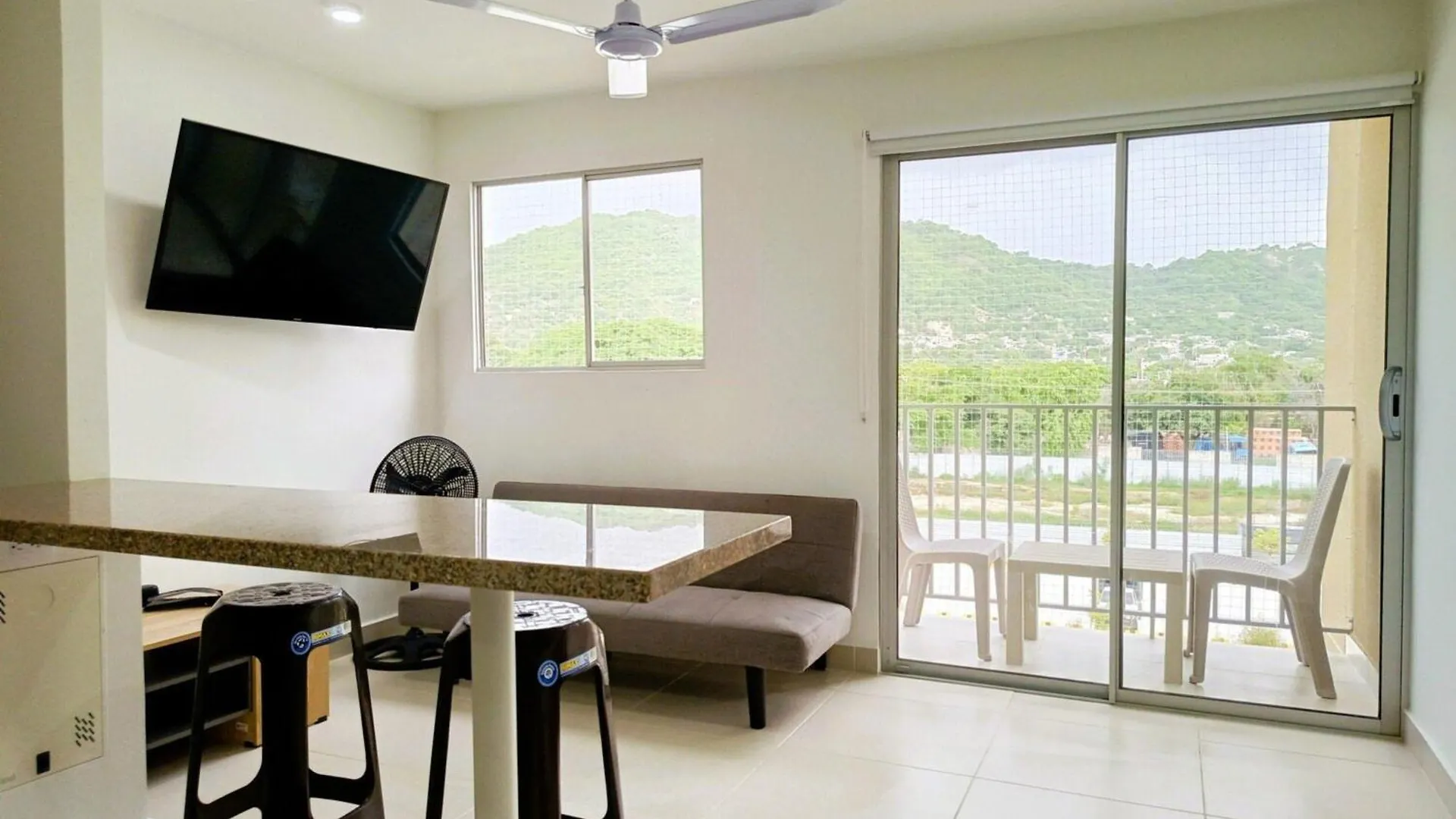Apartamento En Conjunto Con Piscina Aviva Sierra Santa Marta  Apartment Santa Marta (Magdalena)