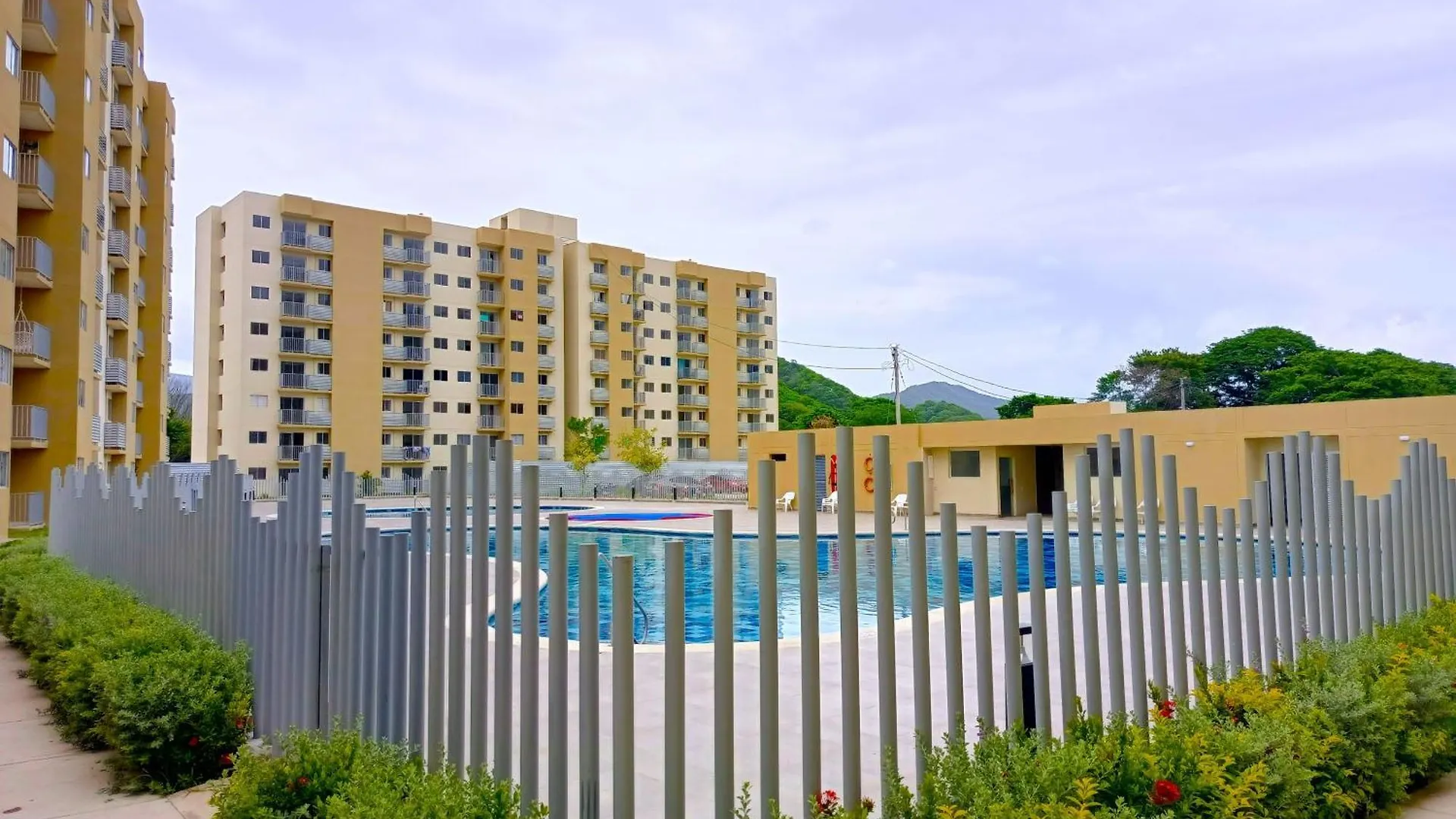 Apartment Apartamento En Conjunto Con Piscina Aviva Sierra Santa Marta  Colombia
