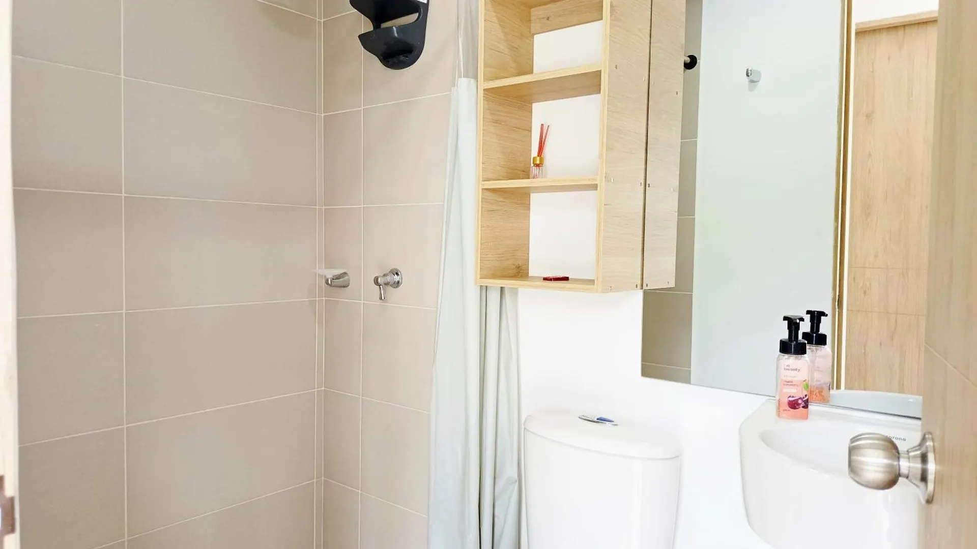 Apartamento En Conjunto Con Piscina Aviva Sierra Santa Marta  0*, Santa Marta (Magdalena) Colombia