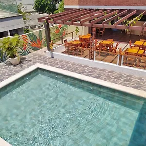 Brisas Marinas Hotel